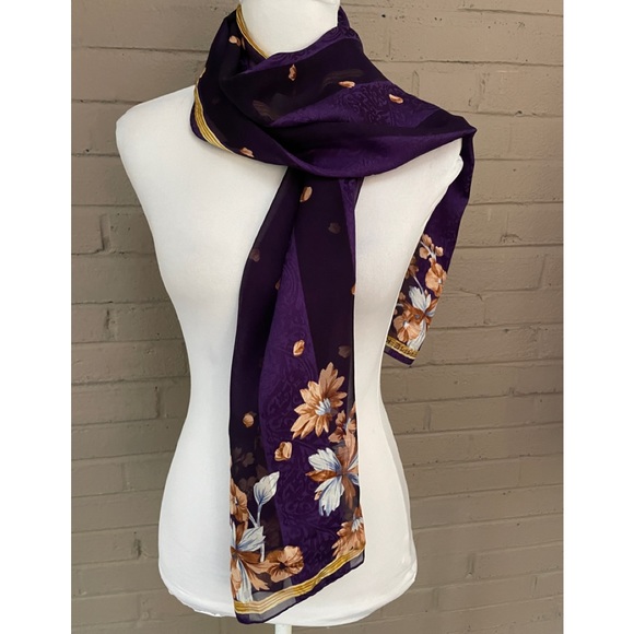 Anne Klein Accessories - Anne Klein vintage silk scarf